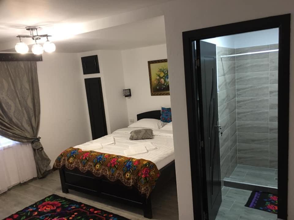 Cabana Hatere Moisei Esterno foto